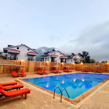 Sureyya By Kalipso Hotell *